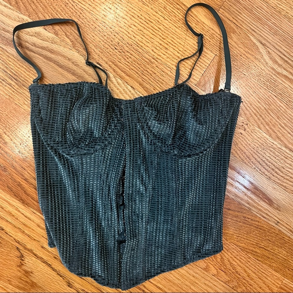 URBAN OUTFITTERS VELVET CORSET